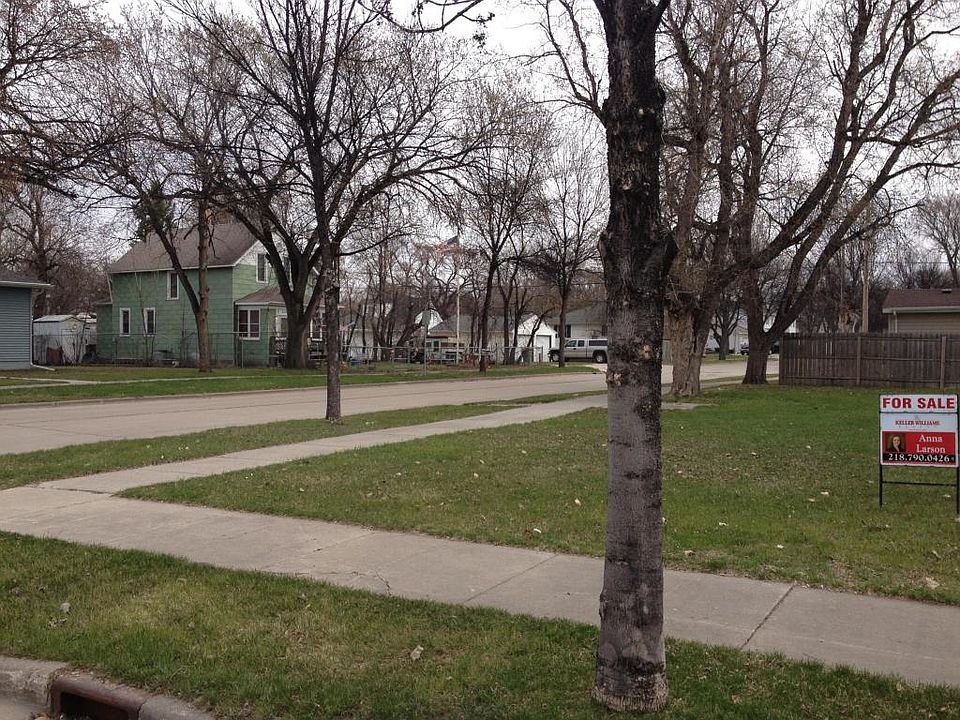 2nd image of 1524 N 5th St
