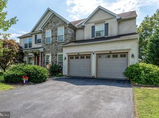 116 N Summit Ave, Quarryville, PA 17566