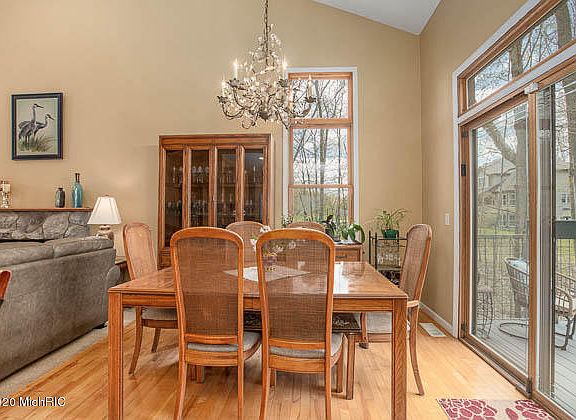 4th image of 7415 Stoney Creek Dr