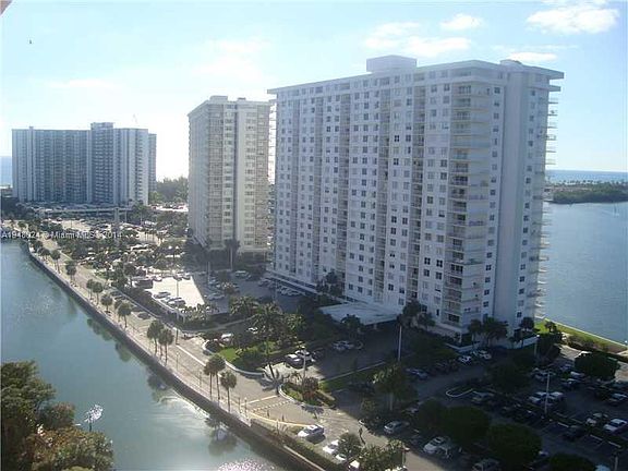 3rd image of 400 Kings Point Dr APT 1123