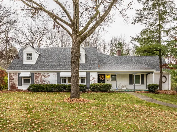 858 Meadowbrook Ct, Indianapolis, IN 46240