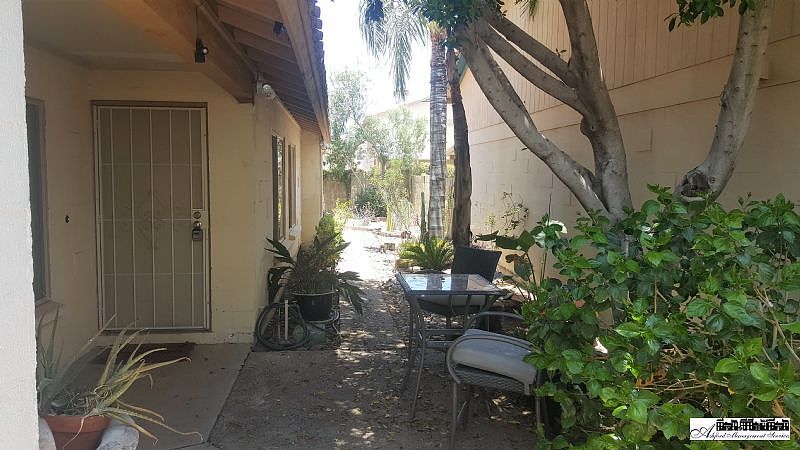 1st image of 1658 E Villa Maria Dr