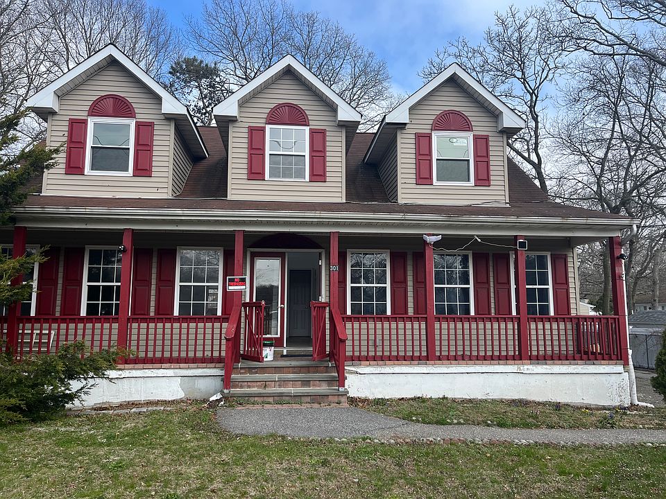 1st image of 301 William Floyd Pkwy