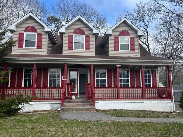 301 William Floyd Pkwy