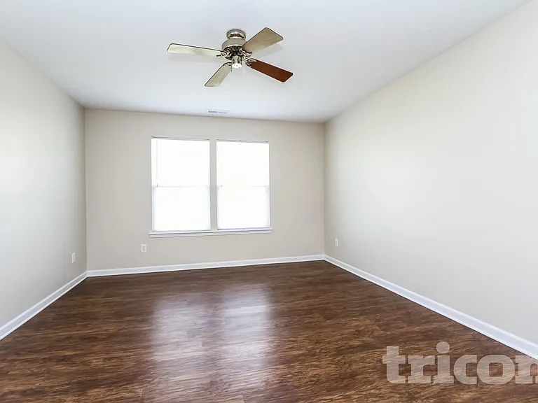 2313 Real Quiet Dr — Photo 8