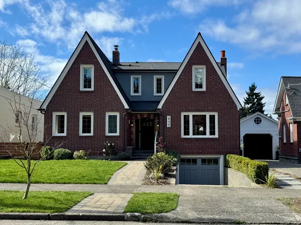 2335 47th Ave SW, Seattle, WA 98116