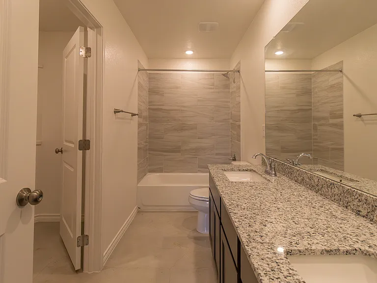 1230 Lehmann Dr — Photo 13