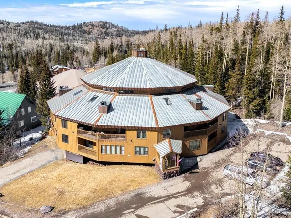 117 E Steam Engine Dr #10B, Brian Head, UT 84719