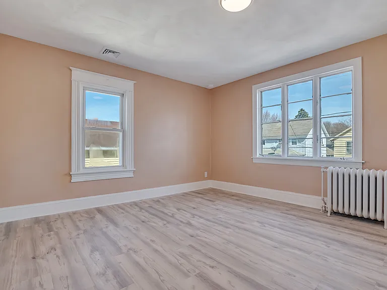 516 Hickory St — Photo 29