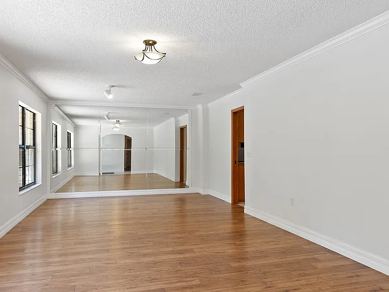1320 Trail By The Lake — Photo 3