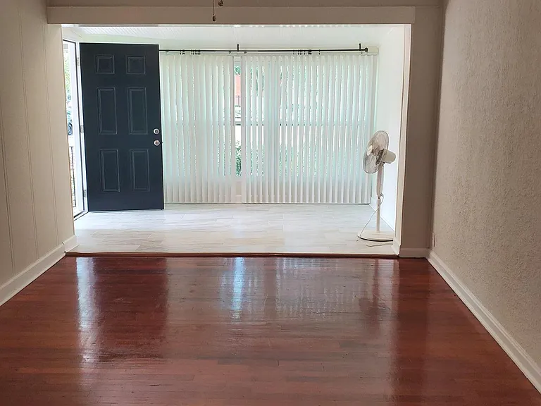 3911 W Morrison Ave — Photo 4
