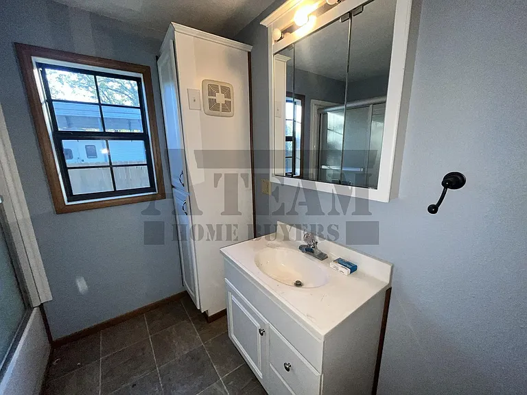 135 Oxbow St — Photo 22
