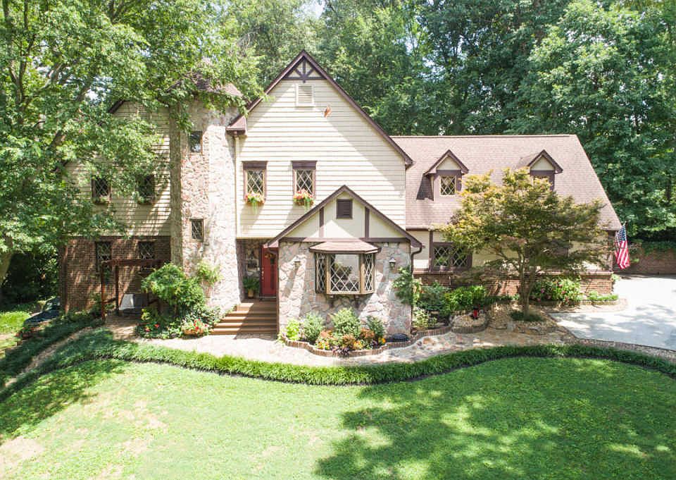 1st image of 2114 Wakefield Cir