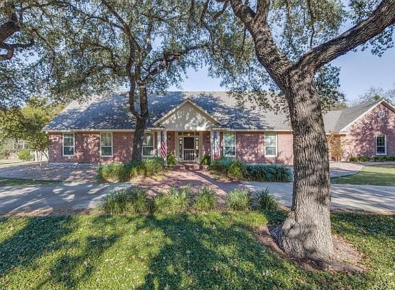 2nd image of 30209 Saint Andrews Dr
