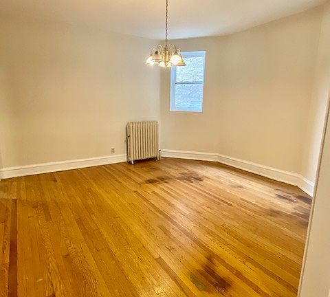 4th image of 1418 W Olive Ave Unit 1