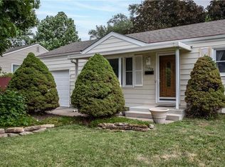 11208 W 70th Ter, Shawnee, KS 66203