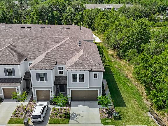 4th image of 10801 FORT WHITE COURT