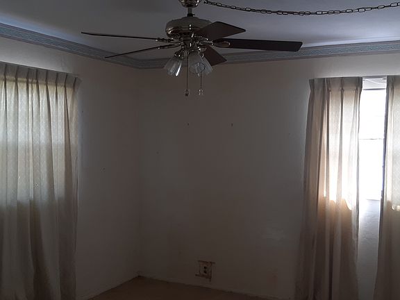 5th image of 108 E Arlington St