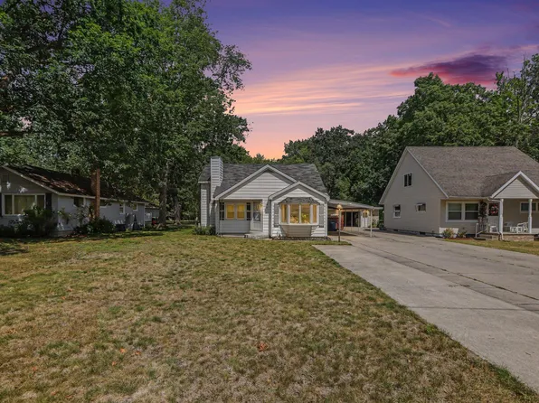 931 Baldwin St, Traverse City, MI 49686