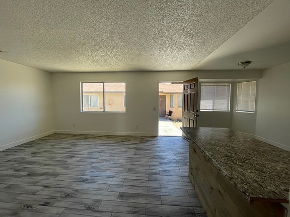 4th image of 73477 Sun Valley Dr APT B