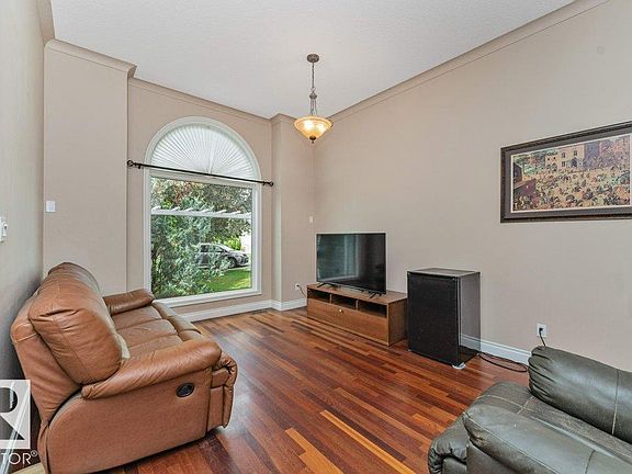 3rd image of 3723 30th St NW