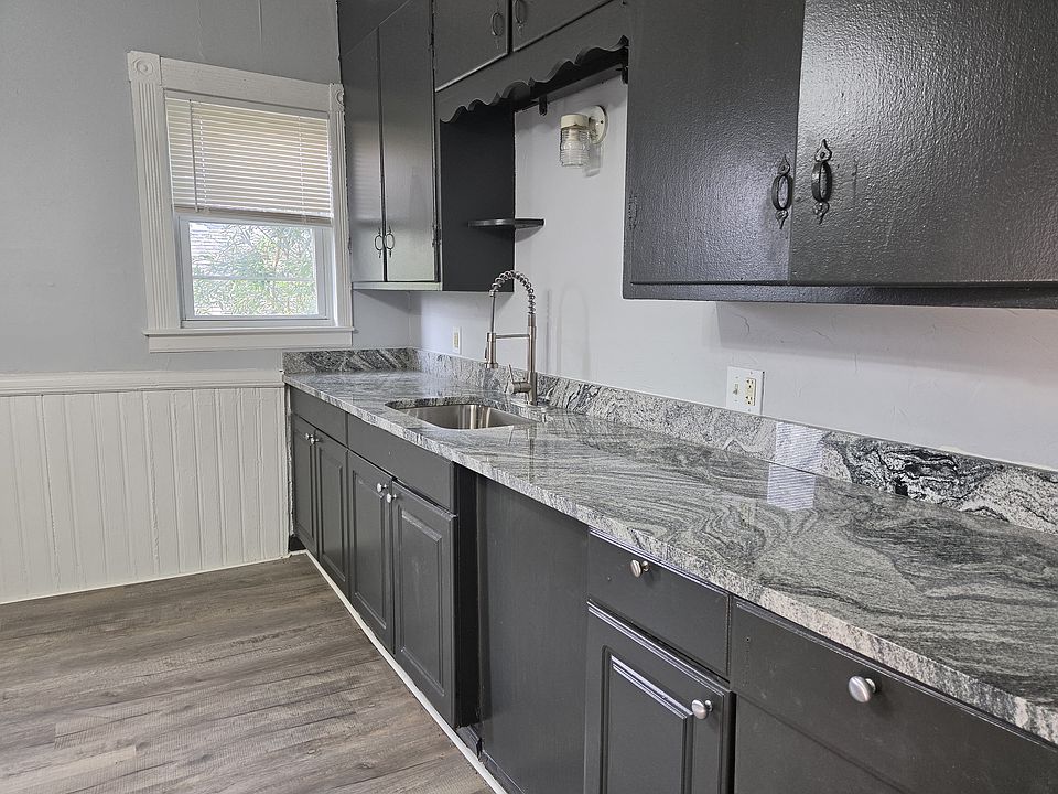 1st image of 29 Shamrock St #3