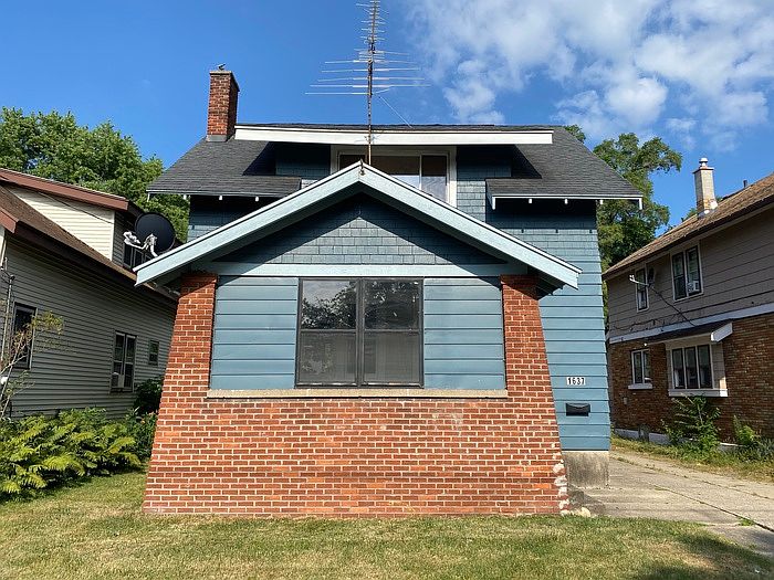 1st image of 1637 Jefferson Ave SE