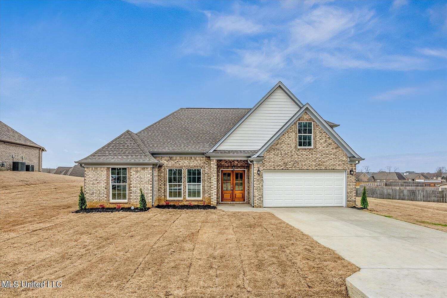 エフェㇰタ― 7693 Ridgefield Dr, Horn Lake, MS 38637 | Zillow