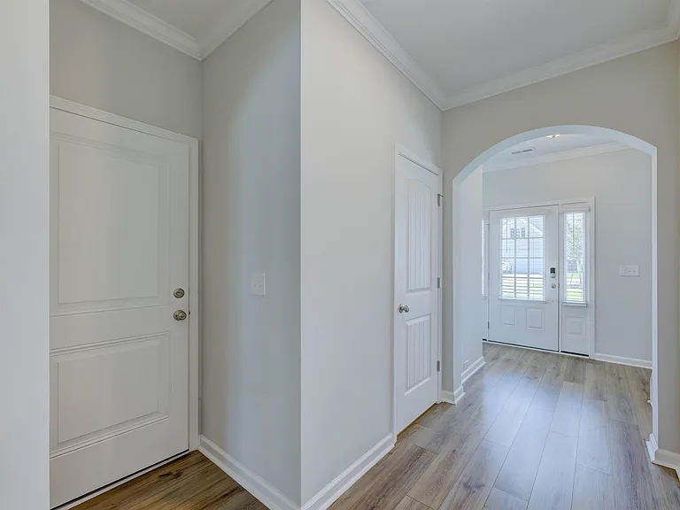 151 Brockway Dr — Photo 22