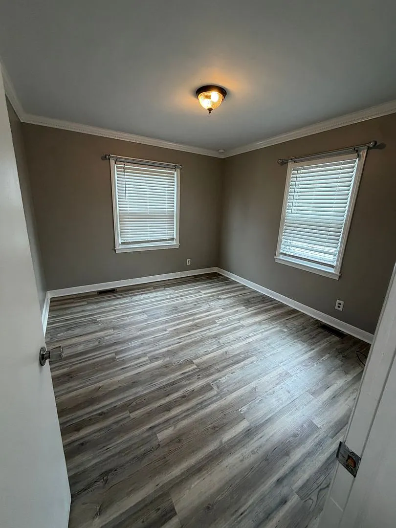 1405 Belmont Drive — Photo 4