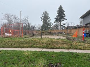 275 Humber Ave, Oshawa, ON L1J2T2