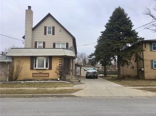 37 Sawyer Ave, Lancaster, NY 14086