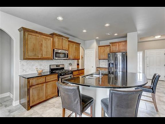 3rd image of 11228 NW 103rd St