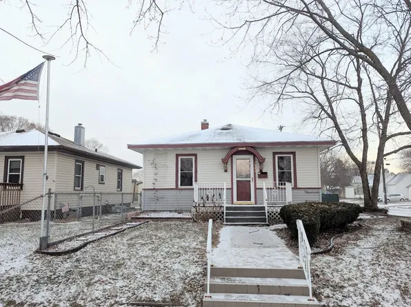 1649 Charles STREET, La Crosse, WI 54603
