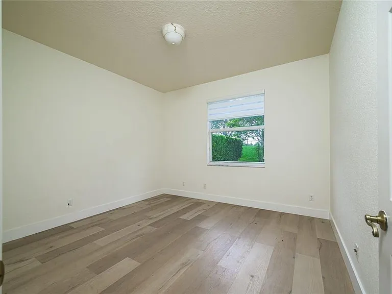 19364 S Whitewater Ave — Photo 17