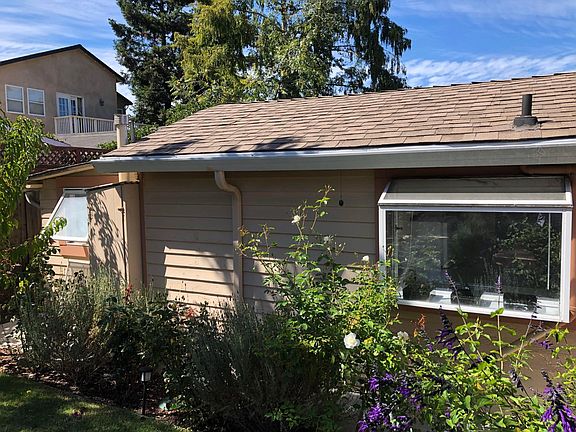 2nd image of 614 Alameda De Las Pulgas