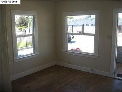 4th image of 311 W 19th St