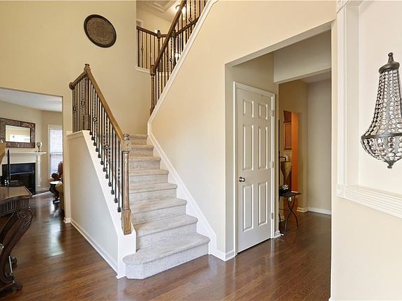 3rd image of 1737 Caswell Pkwy #198