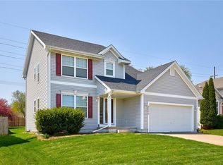 9248 Kingman Dr, West Des Moines, IA 50266