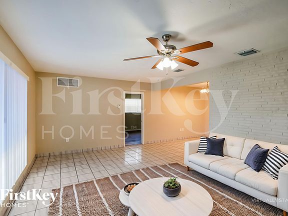 4th image of 7925 Indigo St
