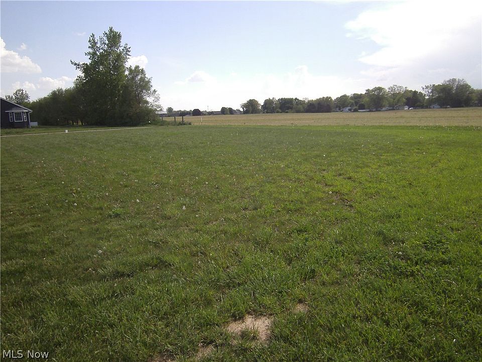 1st image of Lake Breeze