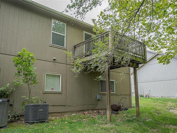 2nd image of 10136 Shearer Dr