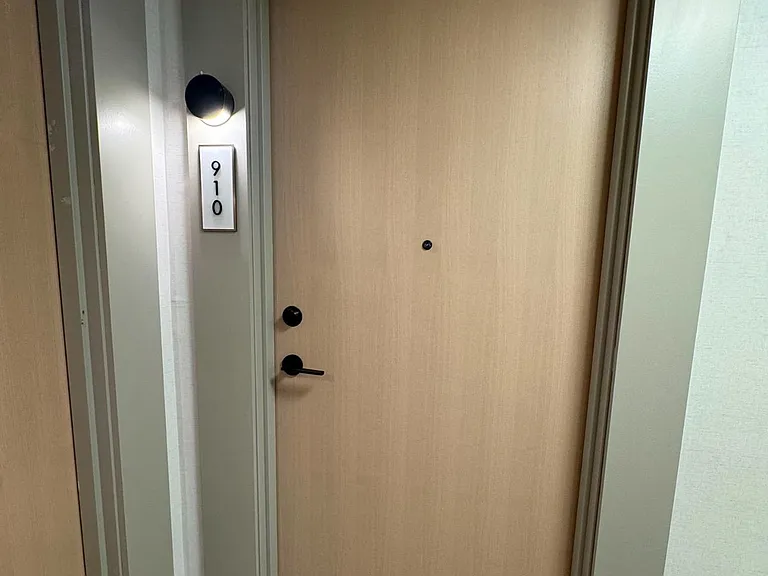 10 Oak St #910 — Photo 12