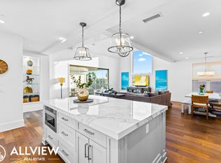 411 1/2 Heliotrope Ave, Corona Del Mar, CA 92625