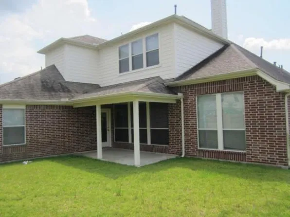 2601 Ravenlake Ct, Pearland, TX 77584