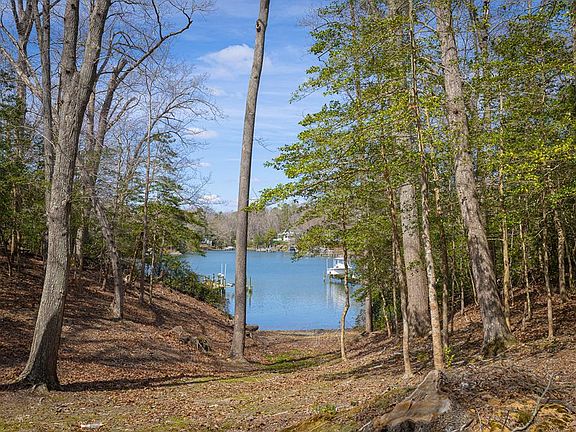 5th image of Tm27223c York Rd