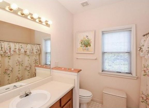 4th image of 610 Vinings Forest Ct SE #610