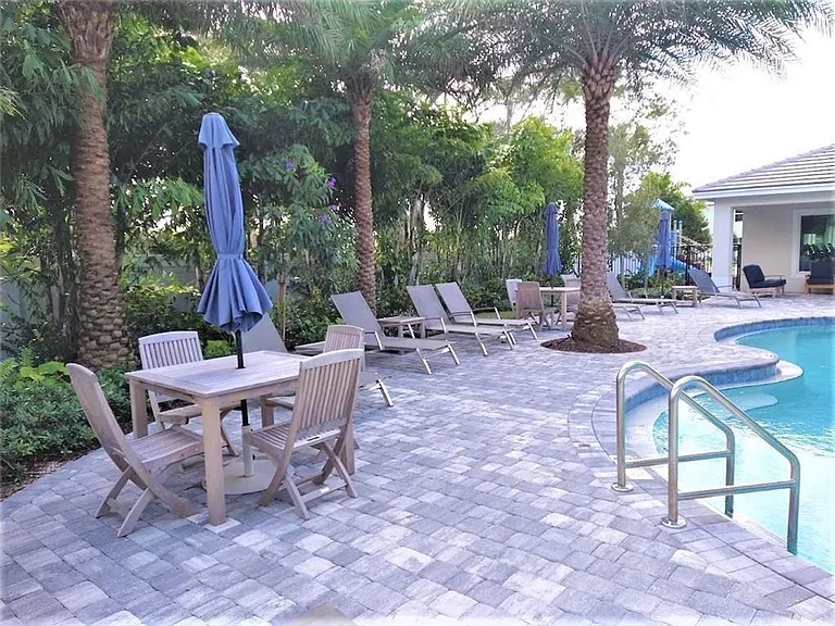 1851 Sandpiper Pointe Pl #1851 — Photo 7