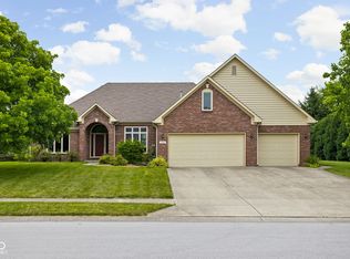 1211 Wood Sage Dr, Avon, IN 46123