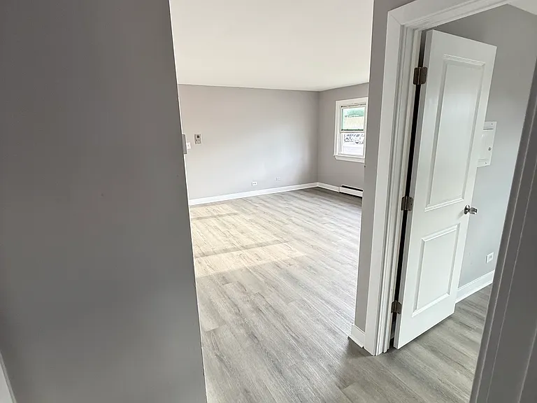 4337 Prescott Ave #1B — Photo 3